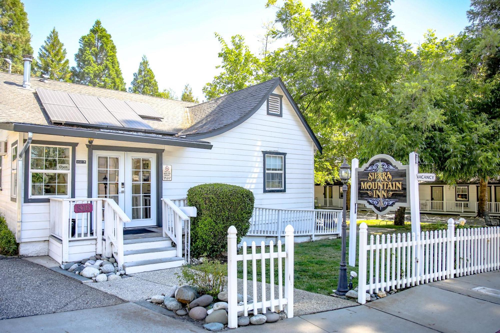Sierra Mountain Inn Grass Valley Eksteriør bilde